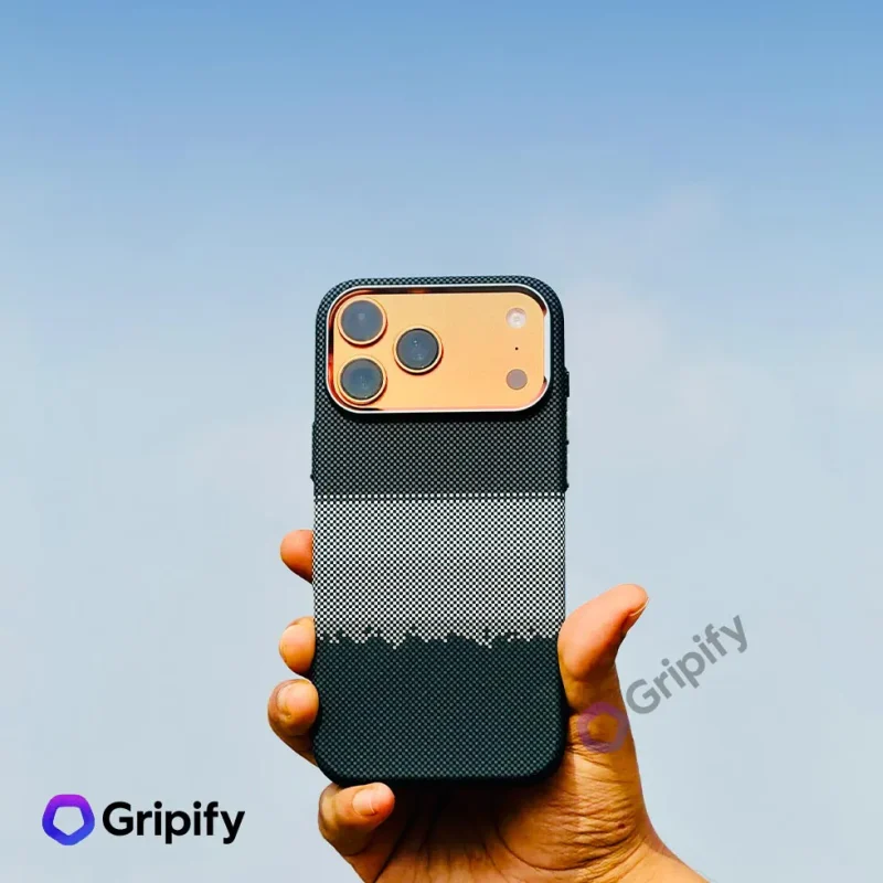 Carbon Fiber Texture MagSafe Case - Polar Peak - Image 2