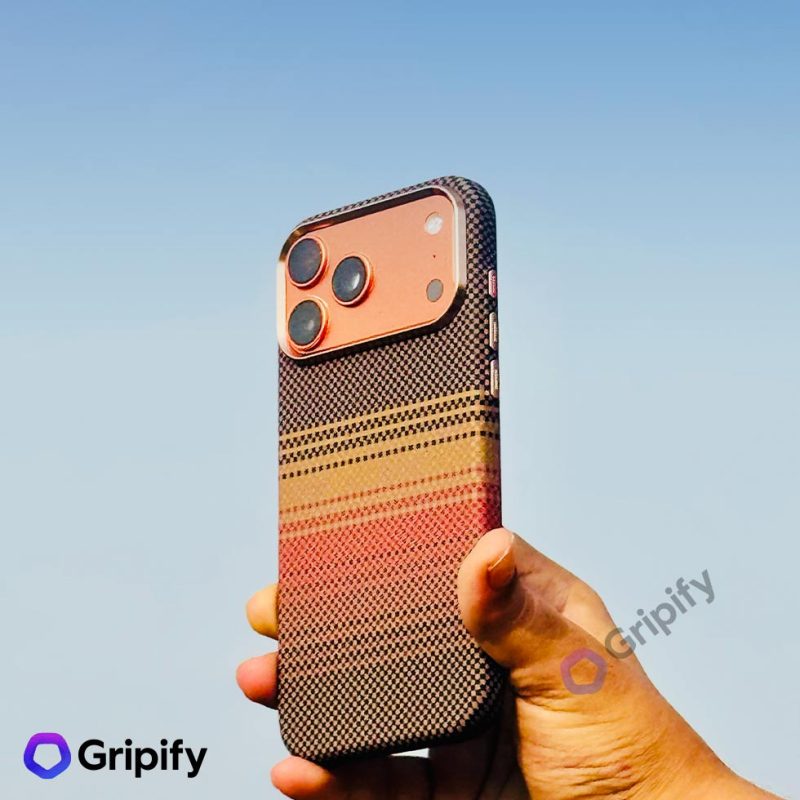 Carbon Fiber Texture MagSafe Case - Sunset