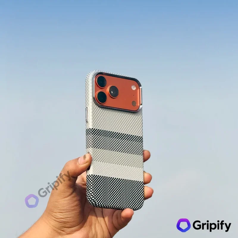 Carbon Fiber Texture MagSafe Case for iPhone 17 Pro Max - Arctic White - Image 2
