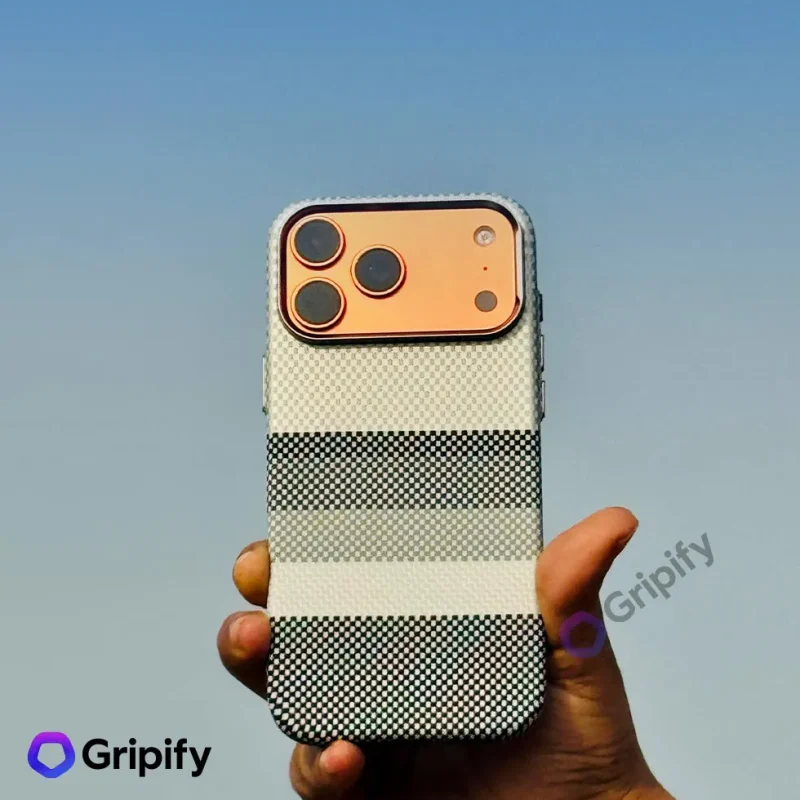 Carbon Fiber Texture MagSafe Case for iPhone 17 Pro Max - Arctic White - Image 3