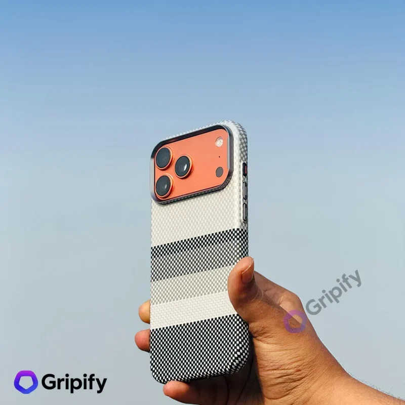Carbon Fiber Texture MagSafe Case for iPhone 17 Pro Max - Arctic White